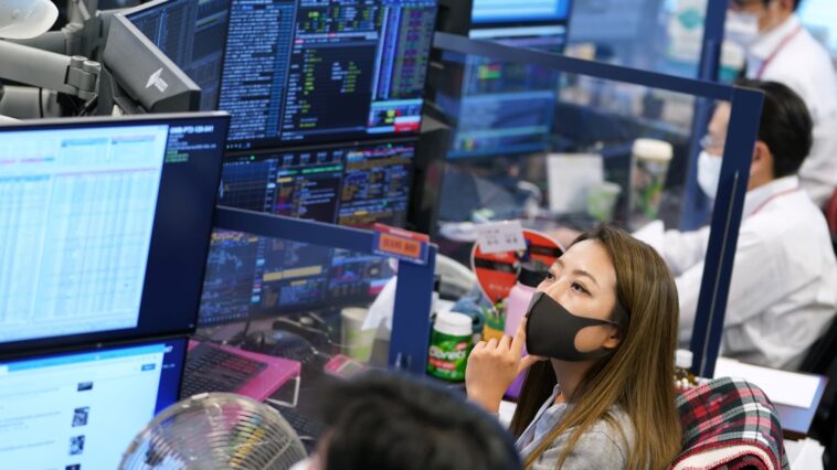 El Nikkei 225 de Japón sube un 2% mientras las acciones de Asia suben antes de los principales datos económicos de esta semana | Noticias de Buenaventura, Colombia y el Mundo