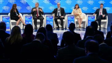 Colombia hace ‘lobby’ en Davos para atraer más inversión extranjera | Finanzas | Economía