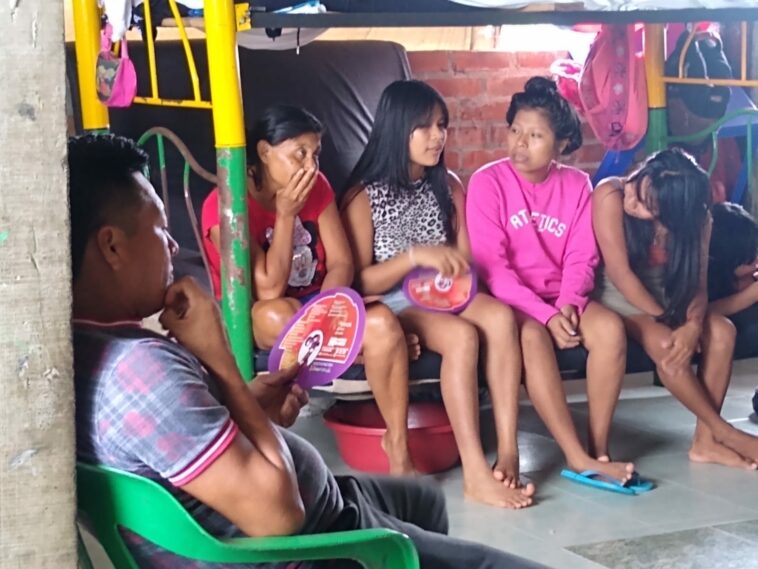 Mujeres Indígenas en situación de desplazamiento reciben apoyo de la SMEGID | Noticias de Buenaventura, Colombia y el Mundo