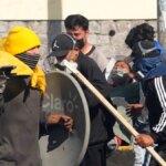 Reportan un muerto durante enfrentamientos en protestas en Quito, Ecuador | Noticias de Buenaventura, Colombia y el Mundo