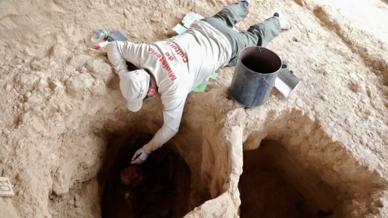 Arqueólogos hallan tumba inca de 500 años debajo de una vivienda en la capital de Perú | Noticias de Buenaventura, Colombia y el Mundo
