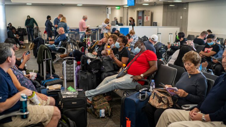 'El sistema está oxidado': los ejecutivos defienden la industria mientras las aerolíneas cancelan decenas de vuelos | Noticias de Buenaventura, Colombia y el Mundo