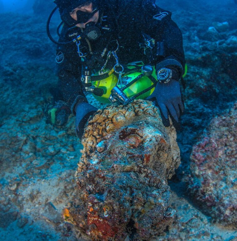 Cabeza de mármol de Hércules, dientes humanos recuperados del naufragio de Antikythera de 2,000 años de antigüedad | Noticias de Buenaventura, Colombia y el Mundo