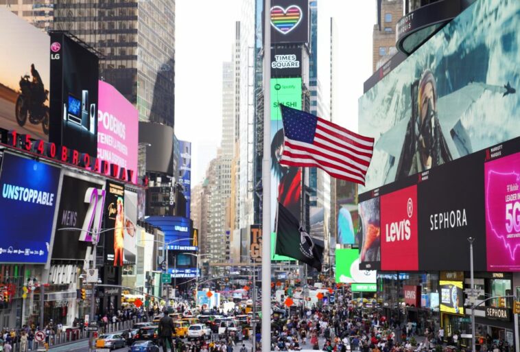 Hallan muerto a hombre cerca de Times Square en Nueva York | Noticias de Buenaventura, Colombia y el Mundo