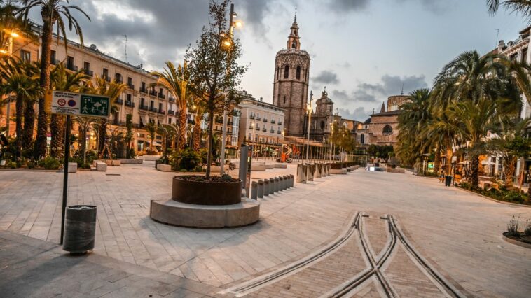 La Plaza de la Reina de Valencia abre al público ahora que las obras de remodelación están completas | Noticias de Buenaventura, Colombia y el Mundo
