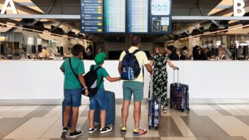 El aumento de viajes del 4 de julio pone a prueba a las aerolíneas y a los pasajeros | Noticias de Buenaventura, Colombia y el Mundo