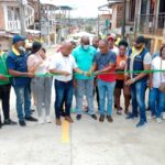 Moradores del barrio La Campiña recibieron con alegría pavimentación de su calle principal  | Noticias de Buenaventura, Colombia y el Mundo