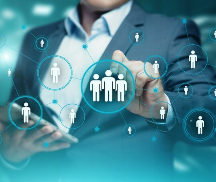 Empresas le apuestan al reclutamiento de talento en redes sociales | Empleo | Economía