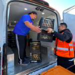 Los residentes del refugio del Ejército de Salvación rescatan y entregan alimentos a los necesitados | Noticias de Buenaventura, Colombia y el Mundo