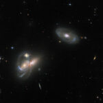 Hubble imagina un trío galáctico complejo | Noticias de Buenaventura, Colombia y el Mundo