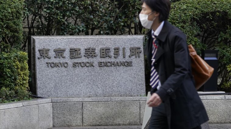 Nikkei de Japón lidera las pérdidas en los mercados mixtos de Asia; Las acciones de SoftBank caen un 7% tras pérdidas de ganancias | Noticias de Buenaventura, Colombia y el Mundo