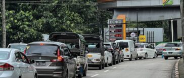 Dolor en la bomba para los automovilistas de Myanmar, ya que la escasez de combustible hace que los precios se disparen | Noticias de Buenaventura, Colombia y el Mundo