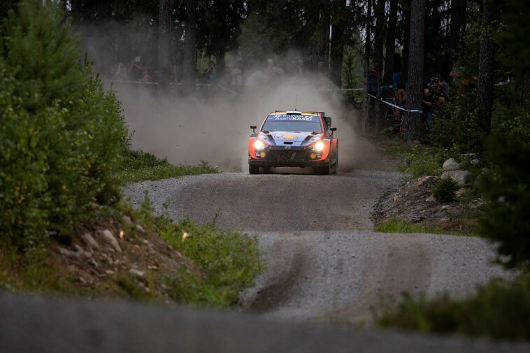 WRC Finlandia: Tanak se aleja de Rovanpera | Noticias de Buenaventura, Colombia y el Mundo