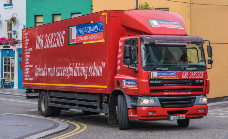Británicos conducirán camiones sin tomar exámenes adicionales, dice el Secretario de Transporte | Noticias de Buenaventura, Colombia y el Mundo