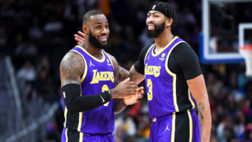 Los Lakers planean ejecutar la ofensiva a través de Anthony Davis, y LeBron James está a bordo, según el informe | Noticias de Buenaventura, Colombia y el Mundo
