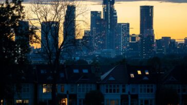 Número récord de acuerdos hipotecarios en el Reino Unido en un día a medida que se afianza el caos del mercado | Noticias de Buenaventura, Colombia y el Mundo