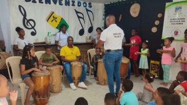 Más de 800 niños y jóvenes de Buenaventura se benefician de las Escuelas de Formación Artística y Cultural  | Noticias de Buenaventura, Colombia y el Mundo