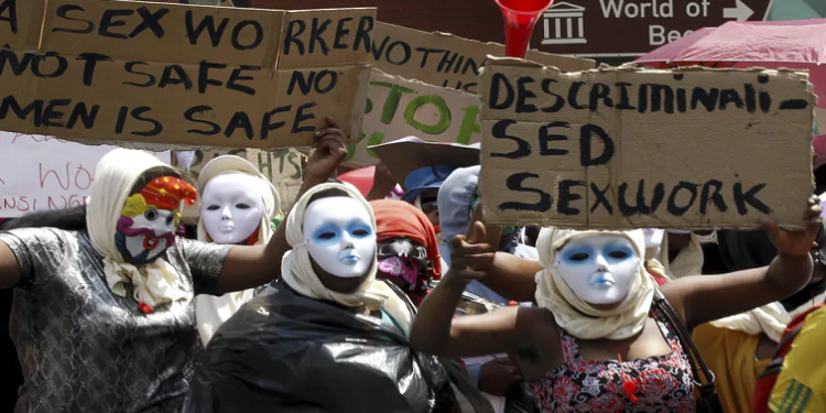 Hay planes en marcha para despenalizar el trabajo sexual para 2024 | Noticias de Buenaventura, Colombia y el Mundo