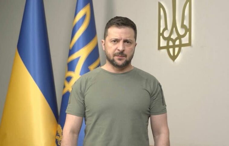 Zelenskiy de Ucrania elogia a los comandantes liberados en el intercambio de prisioneros como 'superhéroes' | Noticias de Buenaventura, Colombia y el Mundo
