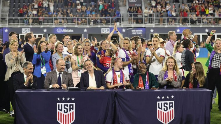 El fútbol femenino y masculino de EE. UU. oficializa los acuerdos colectivos de trabajo | Noticias de Buenaventura, Colombia y el Mundo