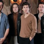 Arctic Monkeys conduce el coche al circuito de televisión del Reino Unido: ver | Noticias de Buenaventura, Colombia y el Mundo