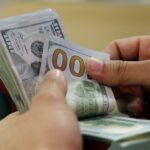 El dólar ajusta un incremento de casi $1.000 durante el 2022 | Finanzas | Economía