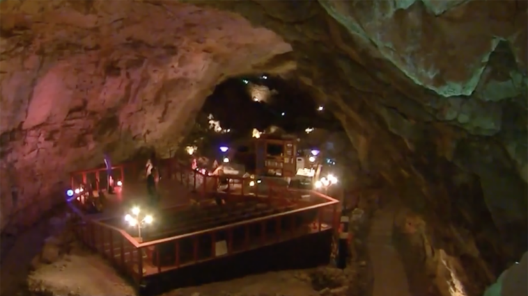 Turistas de Arizona atrapados 200 pies bajo tierra en las cavernas del Gran Cañón después de que el ascensor se rompa | Noticias de Buenaventura, Colombia y el Mundo