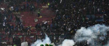 Más de 120 muertos tras estampida en fútbol en Indonesia | Noticias de Buenaventura, Colombia y el Mundo