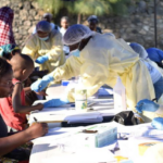 El ébola mata a un médico en Uganda, el primer trabajador de la salud muerto en el último brote | Noticias de Buenaventura, Colombia y el Mundo