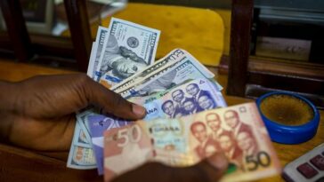 El ministro de finanzas de Ghana evita las críticas y se disculpa por las dificultades económicas | Noticias de Buenaventura, Colombia y el Mundo