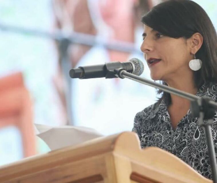Ministra de Minas: Irene Vélez niega que se vaya a acabar minería y exploración petrolera | Gobierno | Economía