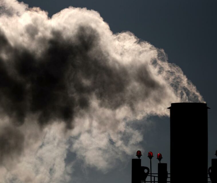 Países emergentes pueden bajar 70% de emisiones para el 2050 | Economía