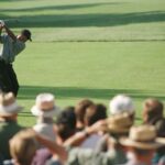 La pelota de golf que usó Tiger Woods durante el hoyo en uno en su debut en el PGA Tour se vende por una enorme suma en una subasta | Noticias de Buenaventura, Colombia y el Mundo