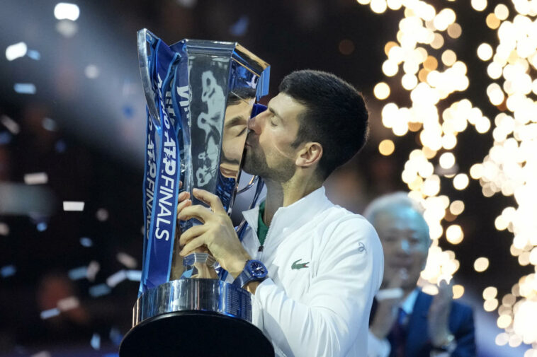 Djokovic iguala el récord de Federer con el sexto título de las Finales ATP | Noticias de Buenaventura, Colombia y el Mundo