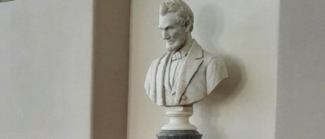 La estatua de Lincoln vuelve a exhibirse en la biblioteca de la Universidad de Cornell después de una retirada abrupta | Noticias de Buenaventura, Colombia y el Mundo