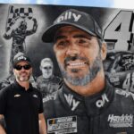 Johnson regresa a NASCAR como piloto y copropietario | Noticias de Buenaventura, Colombia y el Mundo