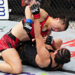Resultados de UFC 281, destacados: Zhang Weili recupera la corona de peso paja con la sumisión de Carla Esparza | Noticias de Buenaventura, Colombia y el Mundo