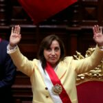 Dina Boluarte, la primera presidenta de un Perú en crisis | Noticias de Buenaventura, Colombia y el Mundo