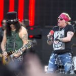 Axl Rose de Guns N' Roses promete acabar con la tradición de lanzar micrófonos | Noticias de Buenaventura, Colombia y el Mundo