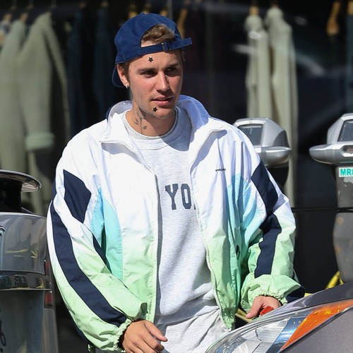 Justin Bieber Insta A Los Fanáticos A No Comprar Productos 