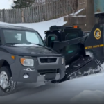 La policía del estado de Nueva York despliega la 'Torre' para mover vehículos atrapados en la nieve de Buffalo | Noticias de Buenaventura, Colombia y el Mundo