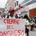Millar de camiones bolivianos varados por protesta en Perú | Noticias de Buenaventura, Colombia y el Mundo
