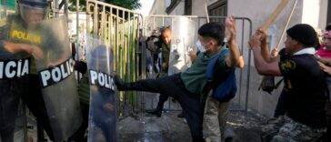 Perú: Dimite otra ministra mientras cumple las protestas | Noticias de Buenaventura, Colombia y el Mundo