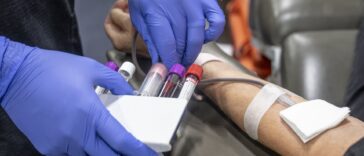 La propuesta de la FDA permitiría a los hombres homosexuales en relaciones monógamas donar sangre | Noticias de Buenaventura, Colombia y el Mundo