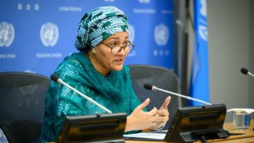 El subjefe de la ONU recuerda a los talibanes: el Islam no prohíbe que las mujeres accedan a la educación | Noticias de Buenaventura, Colombia y el Mundo