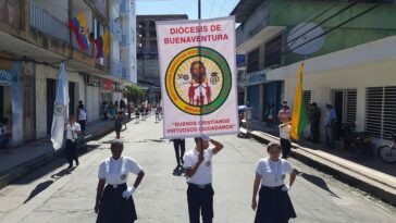 El colegio Diócesano no va a desaparecer afirma el Secretario de Educación | Noticias de Buenaventura, Colombia y el Mundo