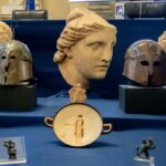 Las autoridades de EE. UU. devuelven docenas de artefactos saqueados a Italia, incluidos 27 objetos del Met | Noticias de Buenaventura, Colombia y el Mundo