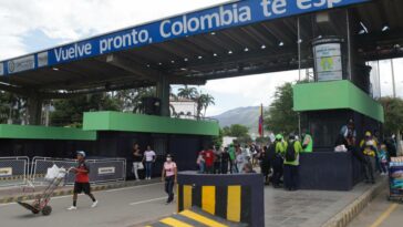 Buses y busetas esperan volver a pasar la frontera con Venezuela luego de siete años