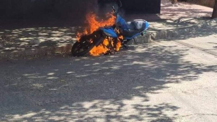 Se quemó una moto en el centro de San Andrés de Sotavento
