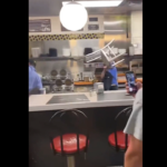 Exempleada de Texas Waffle House cuenta su versión de la pelea que se volvió viral | Noticias de Buenaventura, Colombia y el Mundo
